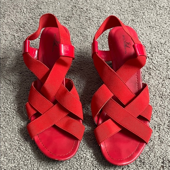 Jaclyn Smith Shoes - Jaclyn Smith Red Strappy Wedge Sandals Size 9 FAIR CONDITION